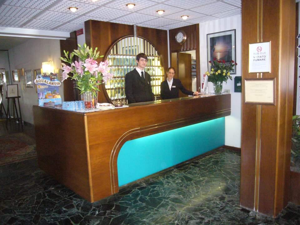 Hotel Florida Lido di Jesolo Exterior photo